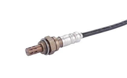 Hyundai marka aracımda yeni bir oksijen sensörünü nasıl takabilirim?